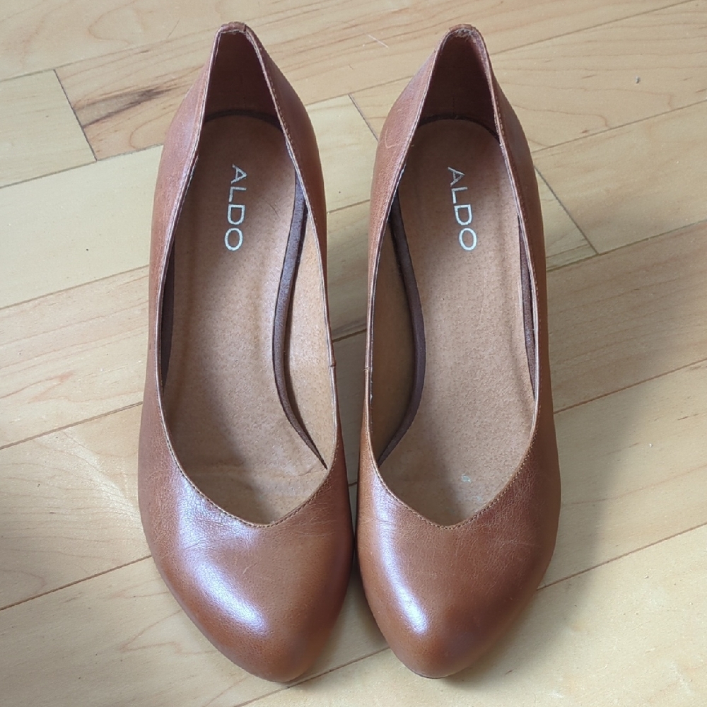 Aldo Women's Tan Heels